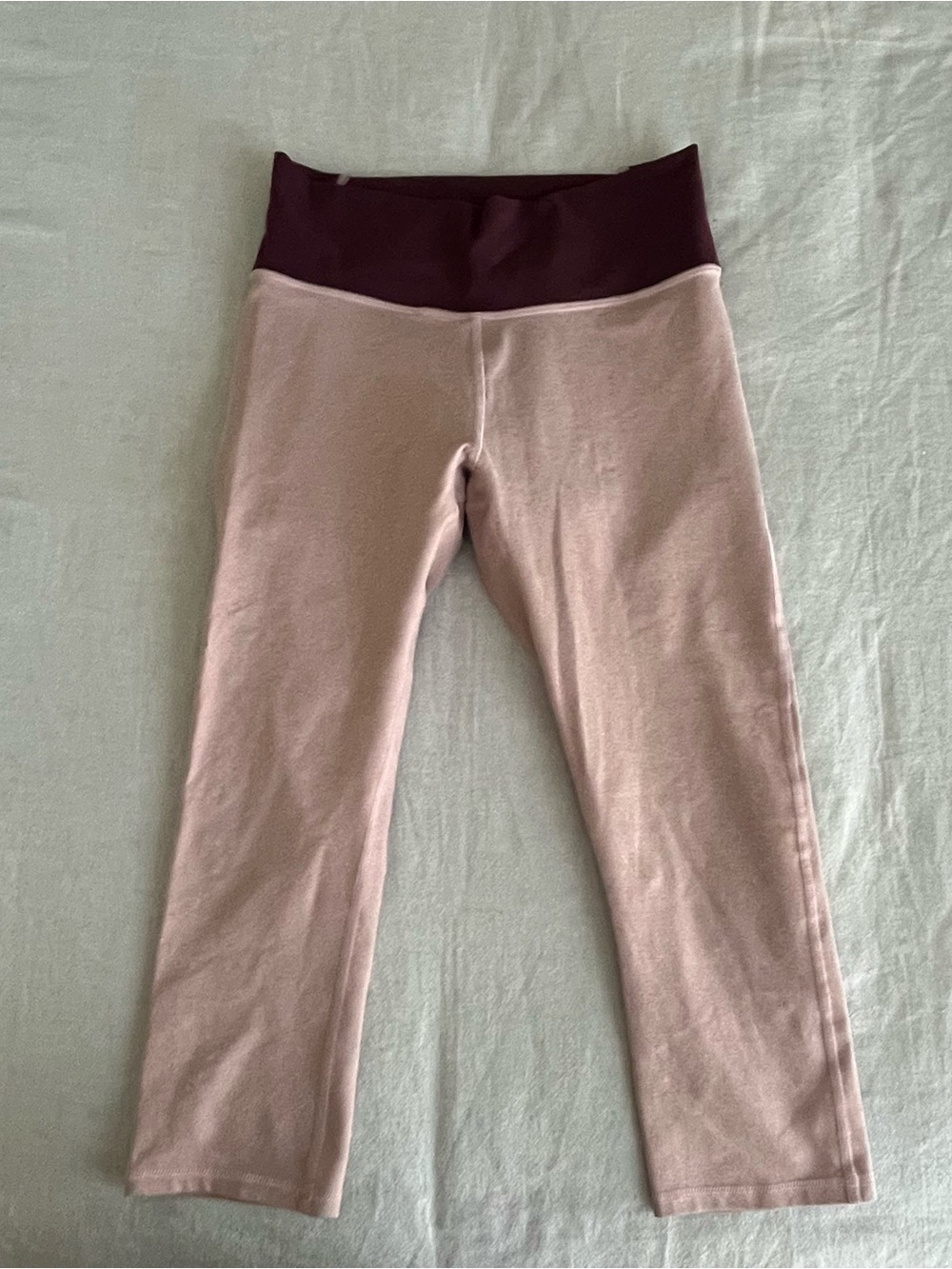 Fabletics Two-Tone cropped Leggings